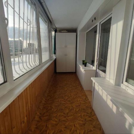 2-Х Комнатная Квартира В Центре На Ул.Бородина 107 コスタナイ エクステリア 写真